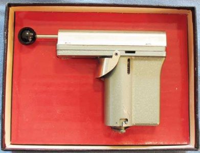 10-04-13-01-Toll-Booth-gun.jpg