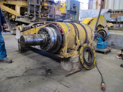 Komatsu Crusher Main Shaft.jpg