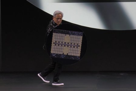 GgqMxJtW0AEEnx5.jpg