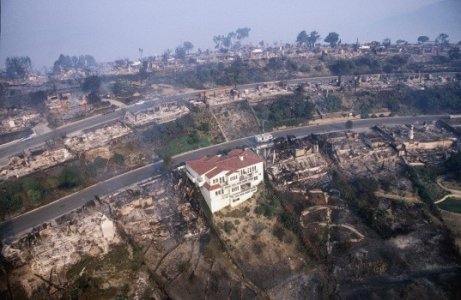 HomeSurvivedLagunaBeachFire_Collins_WildfireOverview.jpg HomeSurvivedLagunaBeachFire_Collins_WildfireOverview.jpg