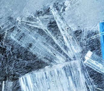 Ice_3.jpg Ice_3.jpg