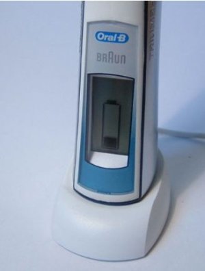 Oral-B on charger.jpg Oral-B on charger.jpg