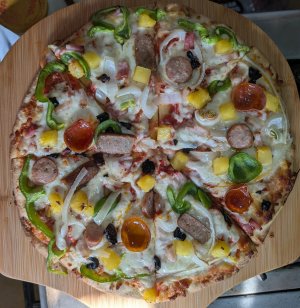 Pizza 7-10-25 Sliced.jpg