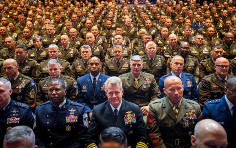 30dc-military-new-01-lmbp-superJumbo.jpg