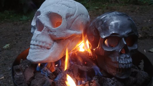 FireSkulls.jpg