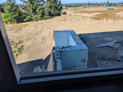 PXL_20250724_232331520-1.jpg PXL_20250724_232331520-1.jpg