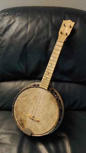 Banjolele.jpg