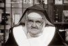 NUN[1].jpg