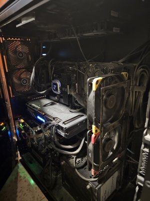 X570_Build.jpg