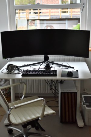 DSC_0557 (Large).JPG