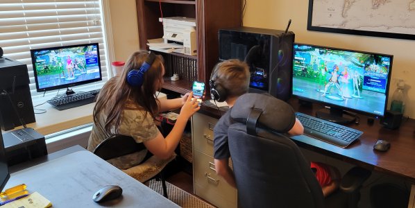 Heidi and Hunter Gaming.jpg
