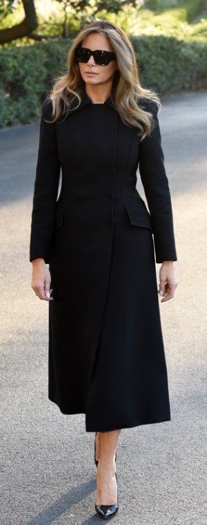 first-lady-melania-trump-style-sipausa_21272702.jpg